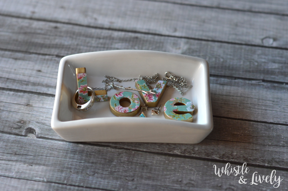 Floral Letter Trinket Dish - With just a few supplies, make this gorgeous trinket dish, perfect for your dresser. This project is for any skill level! 